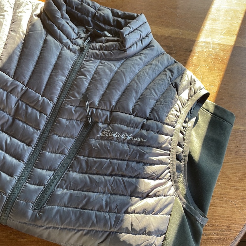 Eddie Bauer mens M vest